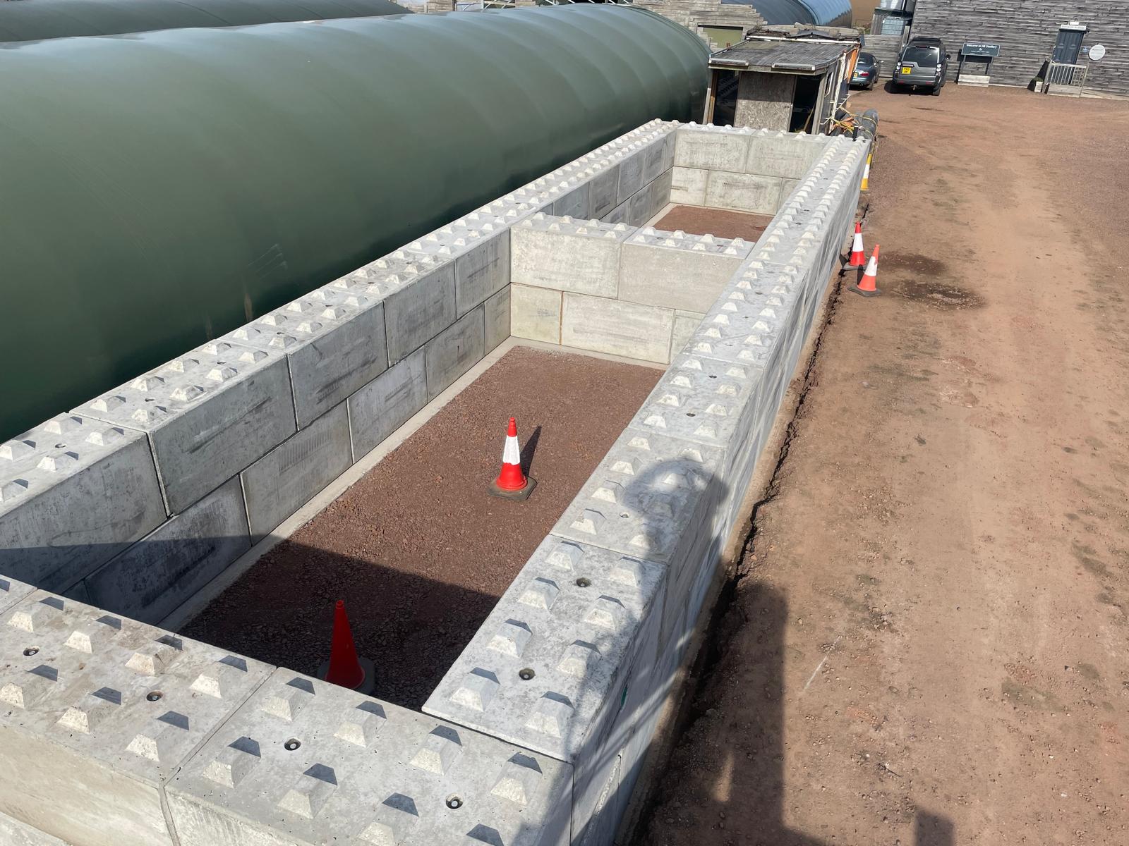 Lev-Co Block Oyster Tank