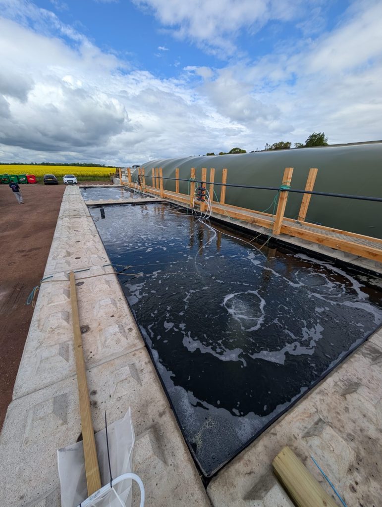 Lev-Co Block Oyster Tanks